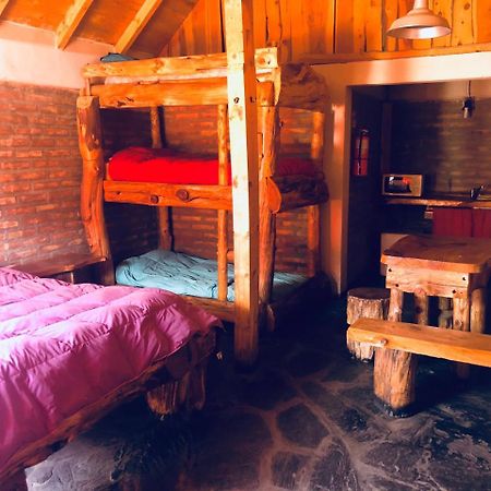 Cabanas Pehuenia Hostel เอลโบลซอน ภายนอก รูปภาพ