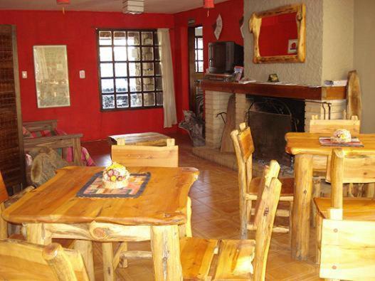 Cabanas Pehuenia Hostel เอลโบลซอน ภายนอก รูปภาพ